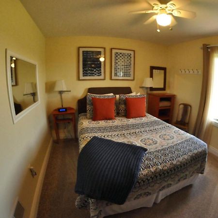 Country Hermitage Bed & Breakfast Acme 外观 照片