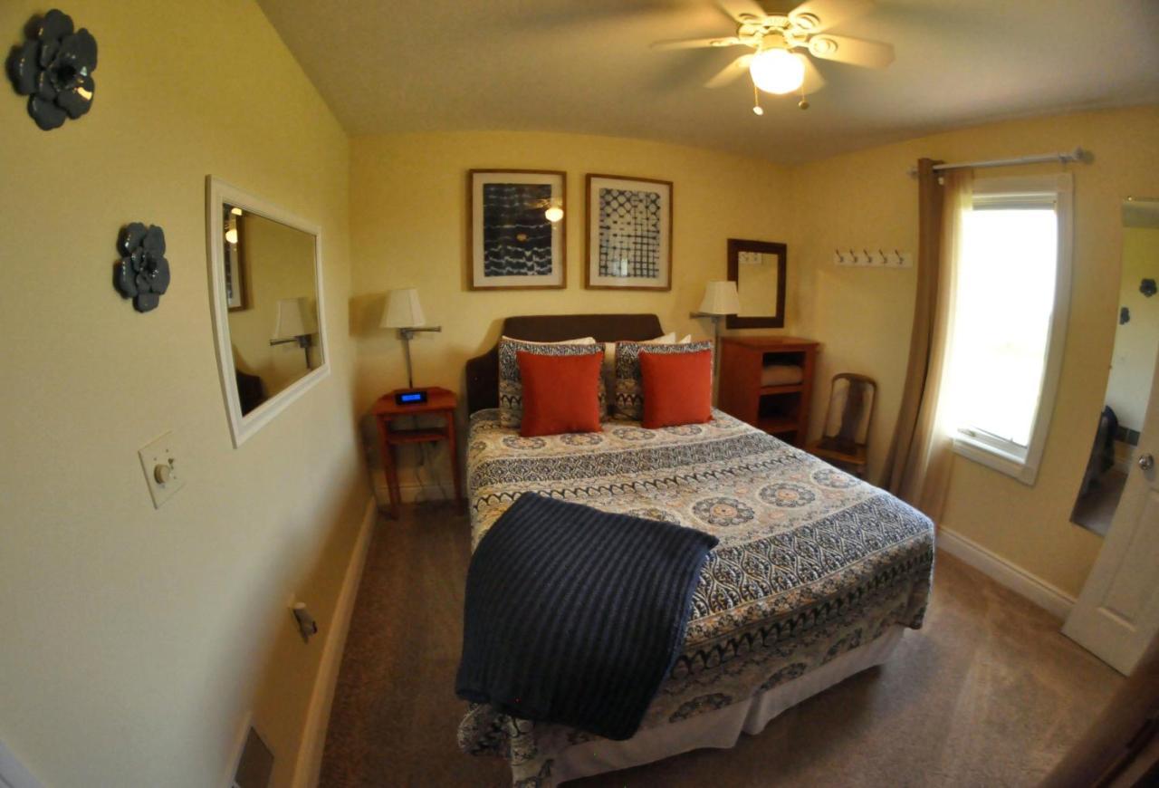Country Hermitage Bed & Breakfast Acme 外观 照片